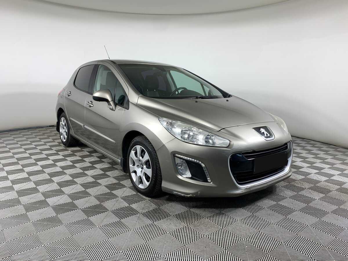 Купить Peugeot 308, 2012, 152 975 км.. Фото: #2