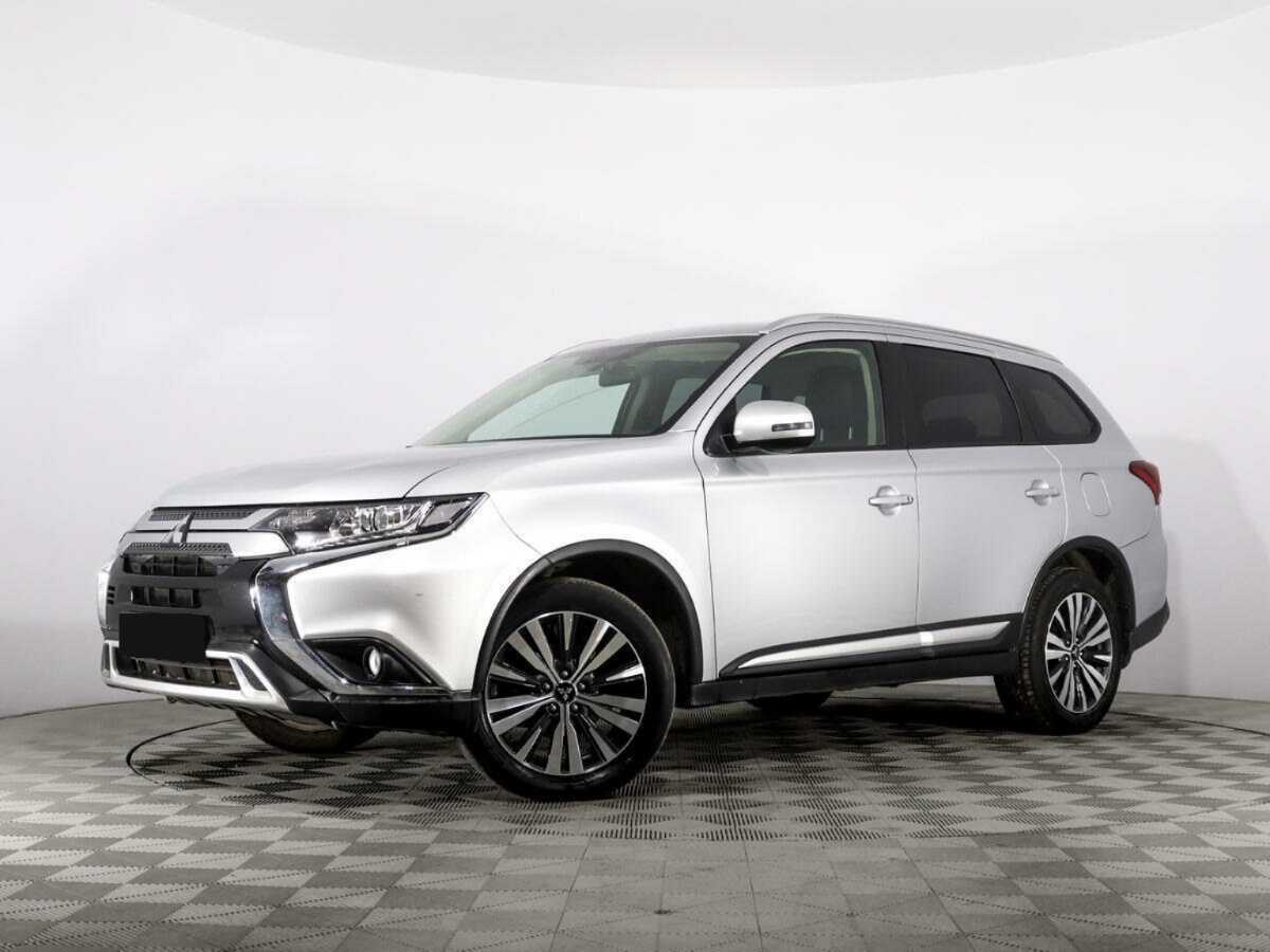 Купить Mitsubishi Outlander, 2019, 71 230 км.. Посмотреть фото