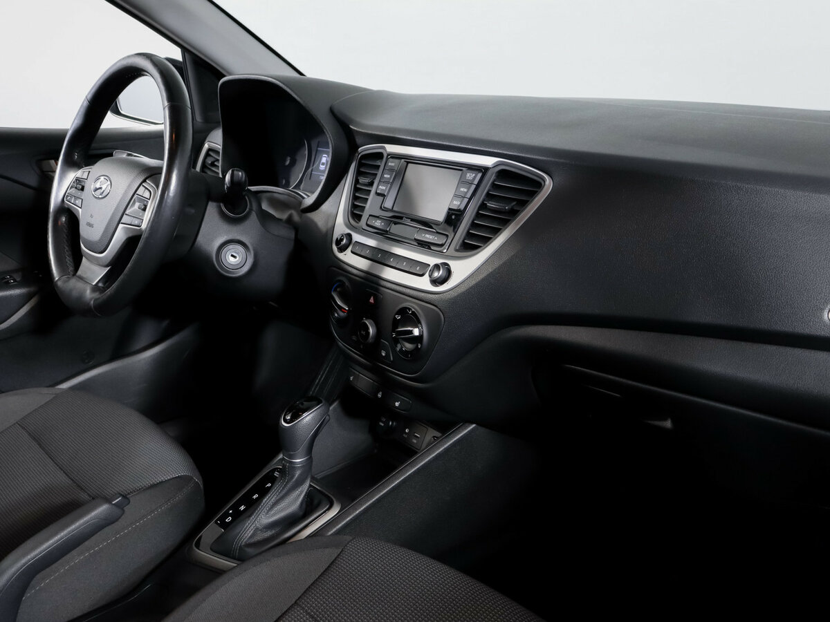 Купить Hyundai Solaris, 2018, 138 538 км.. Фото: #6