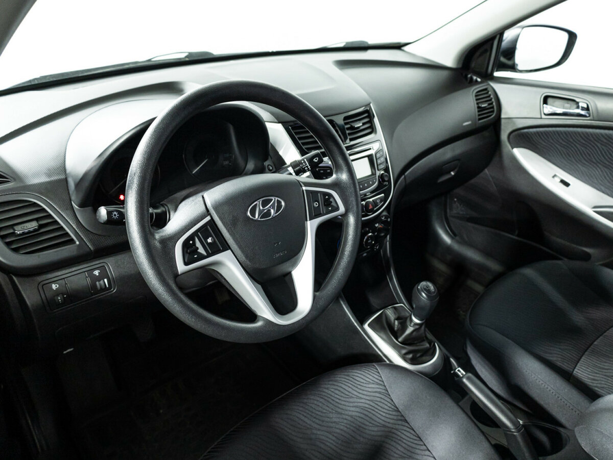 Купить Hyundai Solaris, 2012, 151 056 км.. Фото: #10