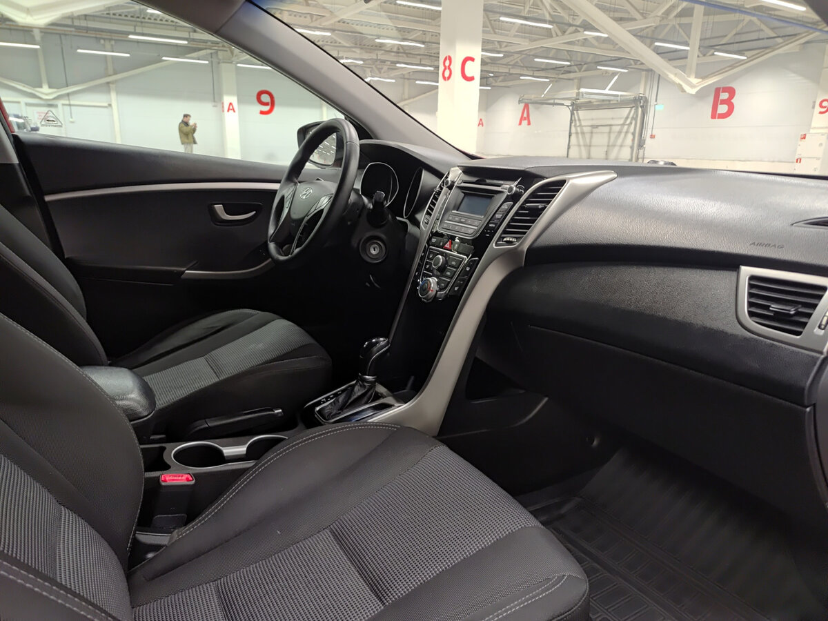 Купить Hyundai i30, 2012, 155 950 км.. Фото: #10