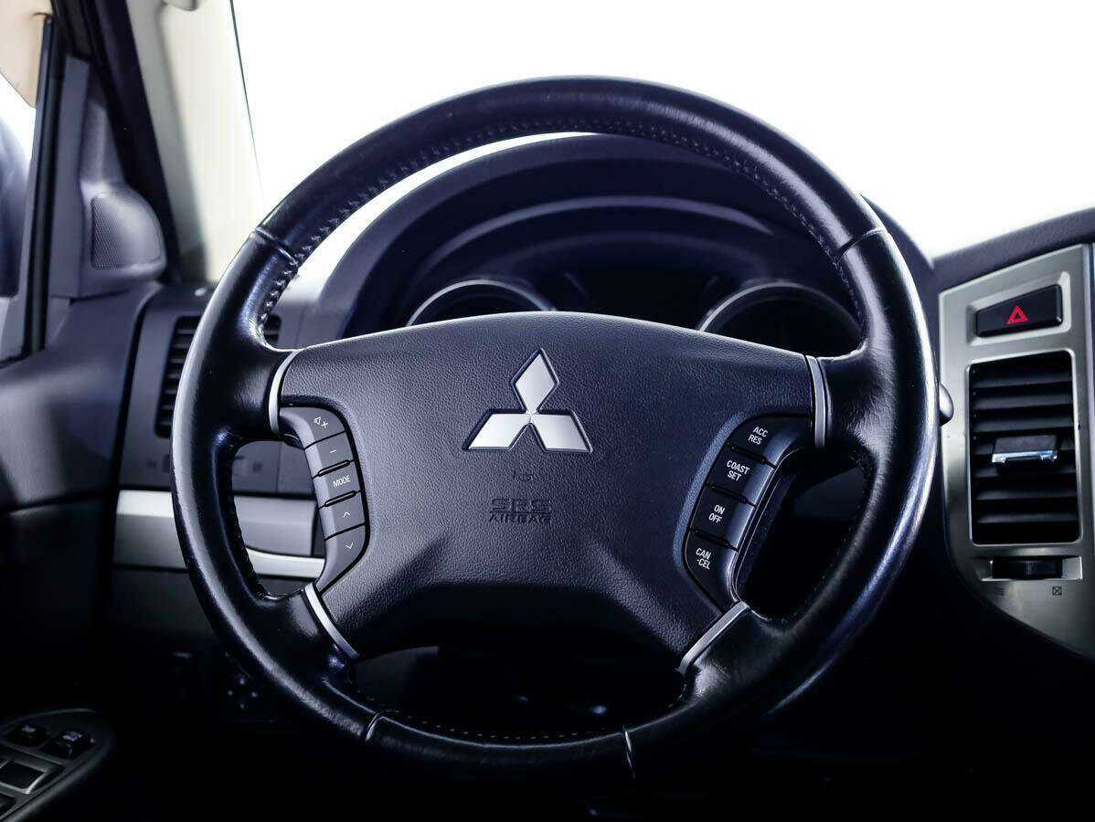 Купить Mitsubishi Pajero, 2014, 132 703 км.. Фото: #17