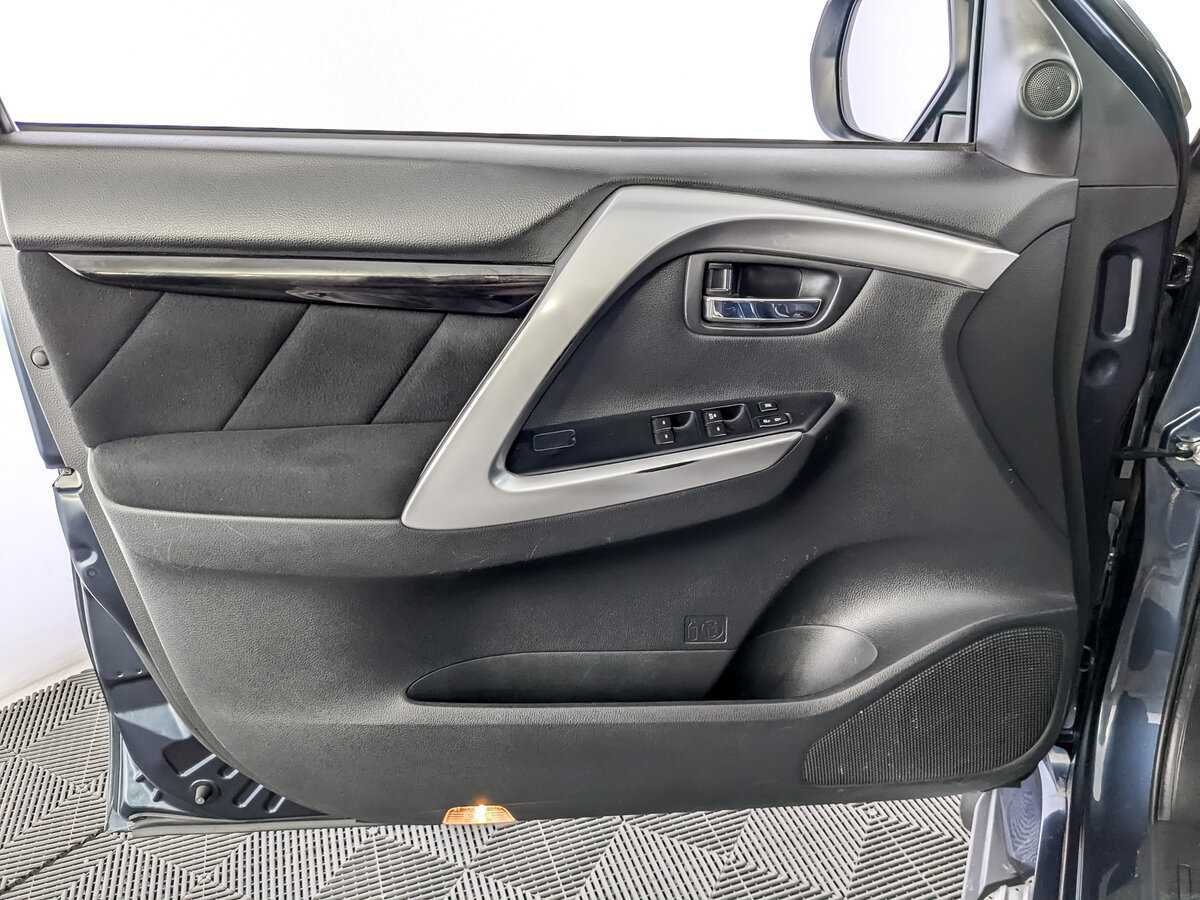 Купить Mitsubishi Pajero Sport, 2019, 232 086 км.. Фото: #16