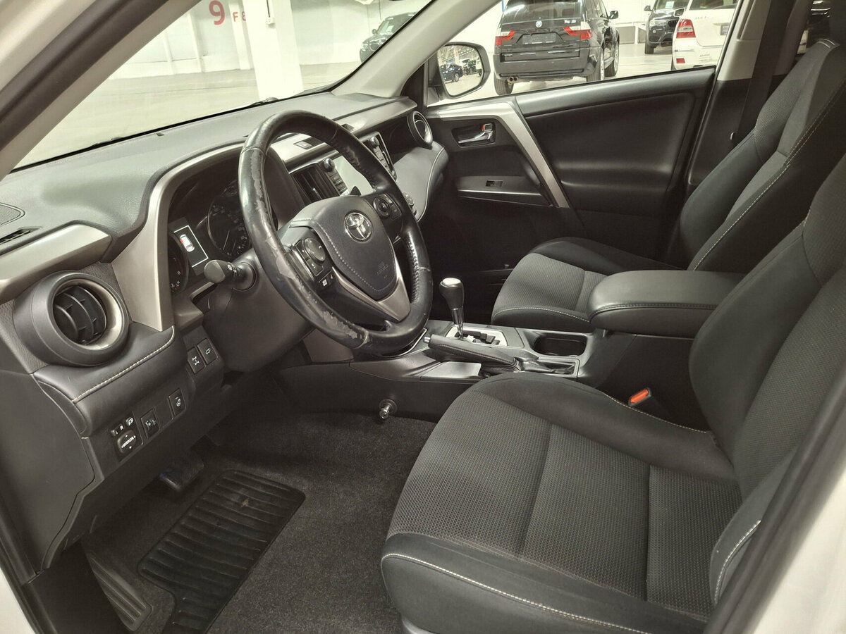 Купить Toyota RAV4, 2016, 145 854 км.. Фото: #14
