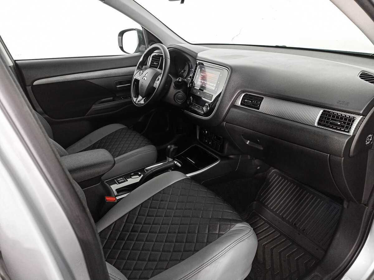 Купить Mitsubishi Outlander, 2018, 54 304 км.. Фото: #10