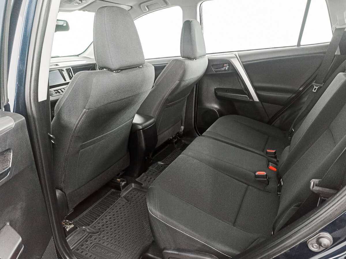 Купить Toyota RAV4, 2018, 97 383 км.. Фото: #9