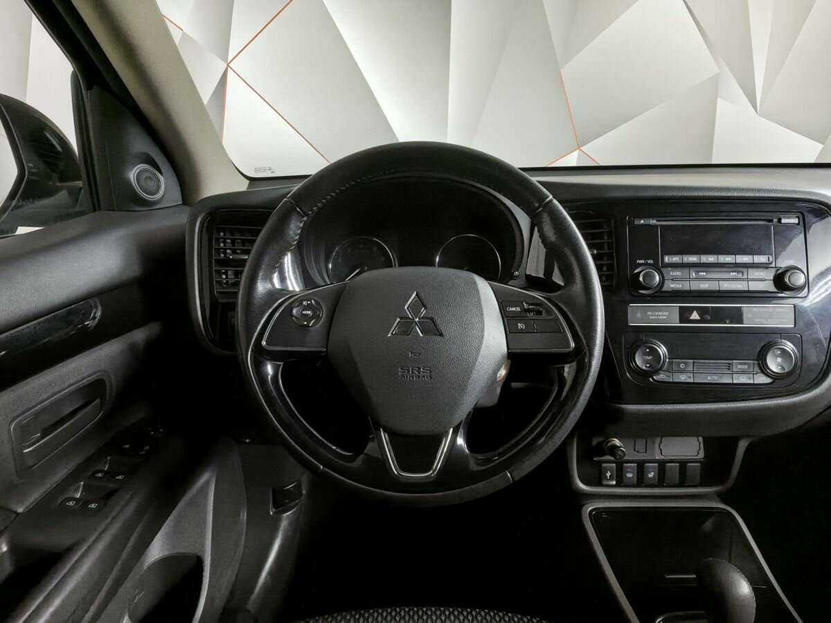 Купить Mitsubishi Outlander, 2018, 117 219 км.. Фото: #12