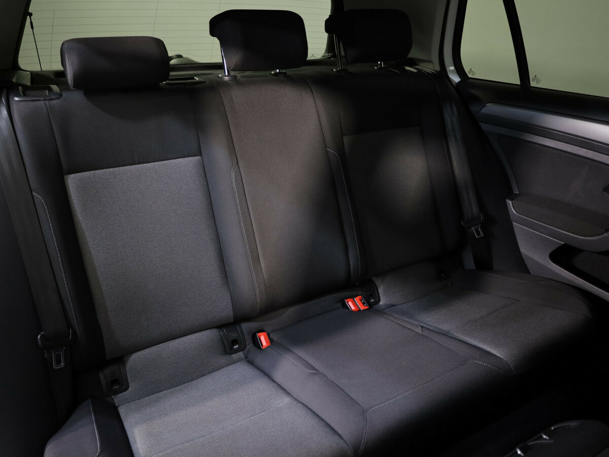 Купить Volkswagen Golf, 2013, 198 842 км.. Фото: #17