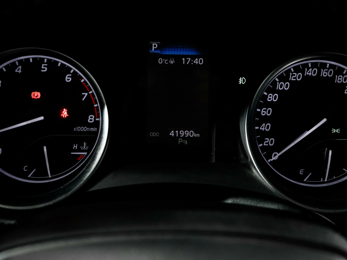 Купить Toyota Camry, 2020, 41 990 км.. Фото: #10