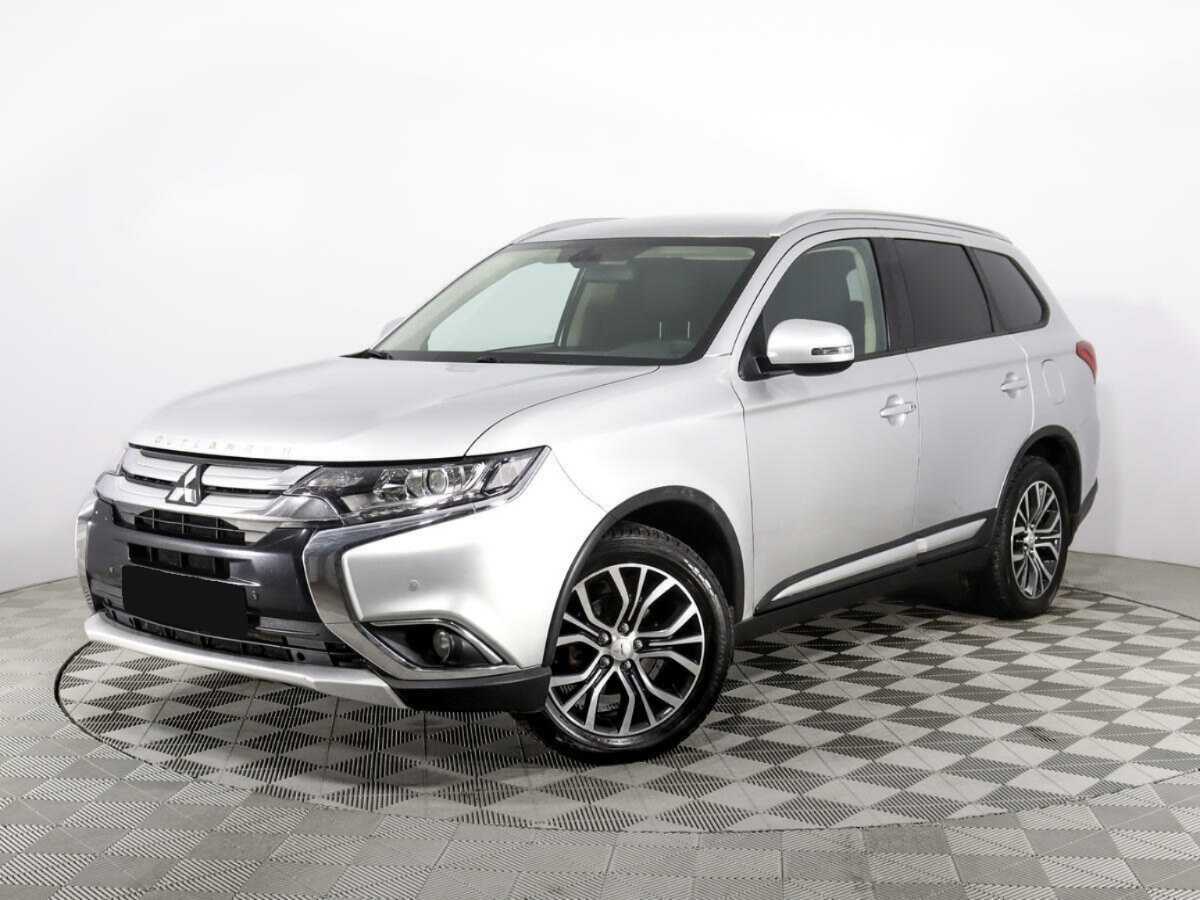 Купить Mitsubishi Outlander, 2017, 153 940 км.. Посмотреть фото