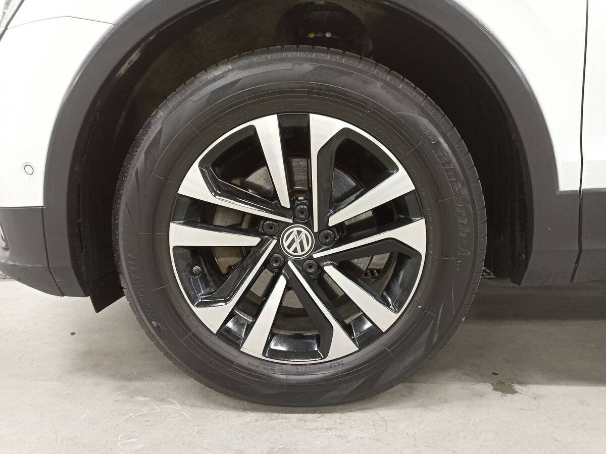 Купить Volkswagen Tiguan, 2019, 123 546 км.. Фото: #17