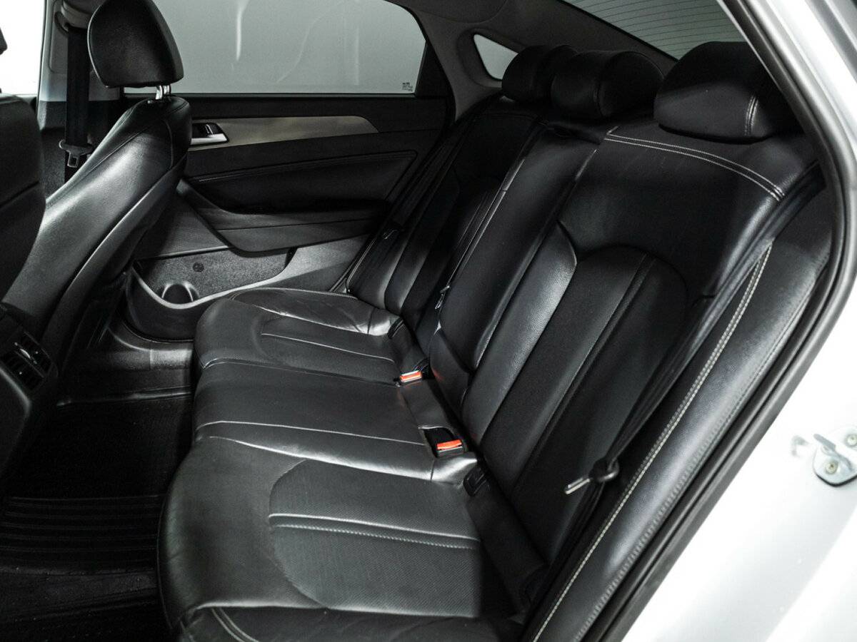 Купить Hyundai Sonata, 2018, 108 433 км.. Фото: #9