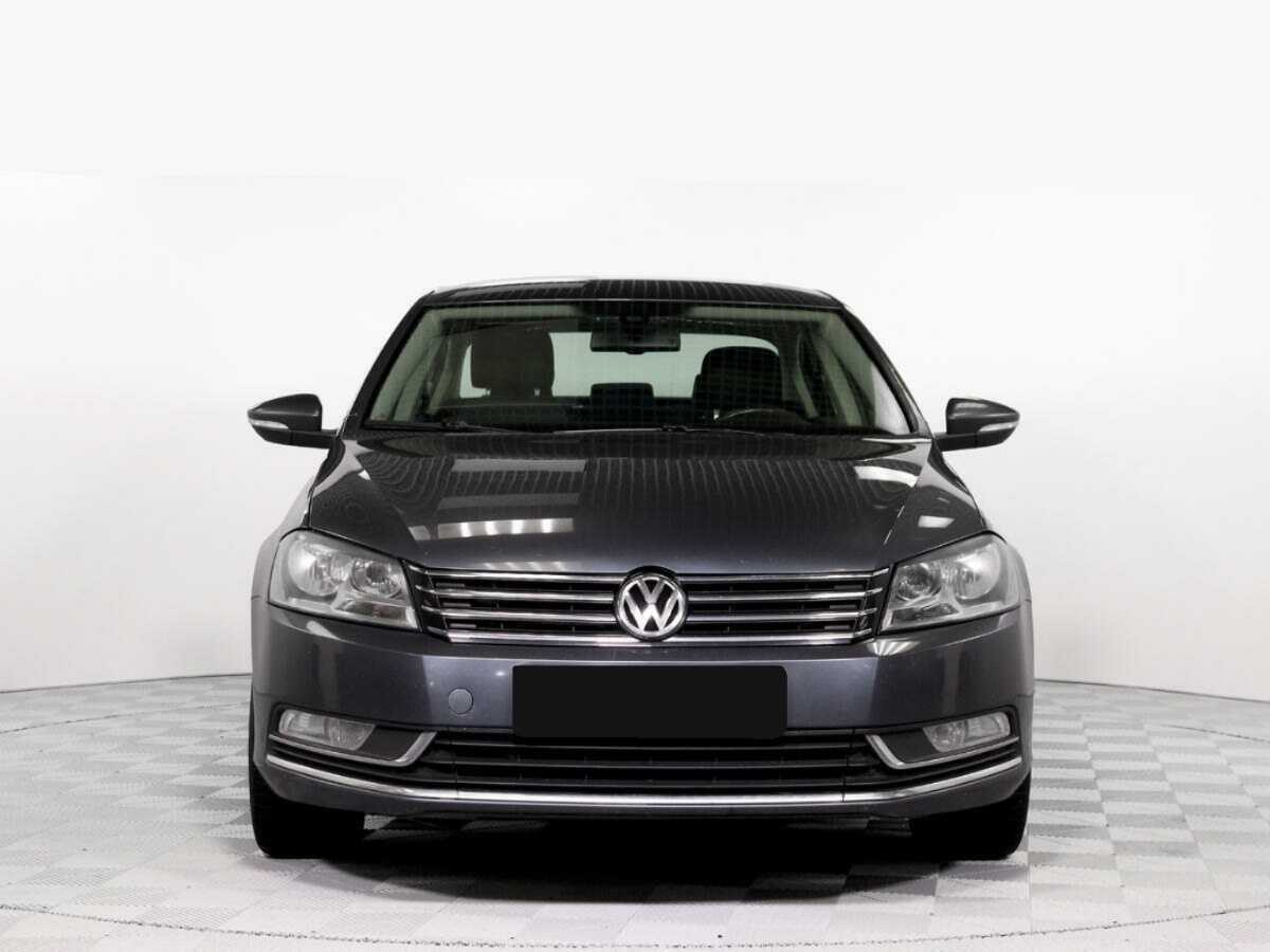 Купить Volkswagen Passat, 2012, 162 581 км.. Посмотреть фото