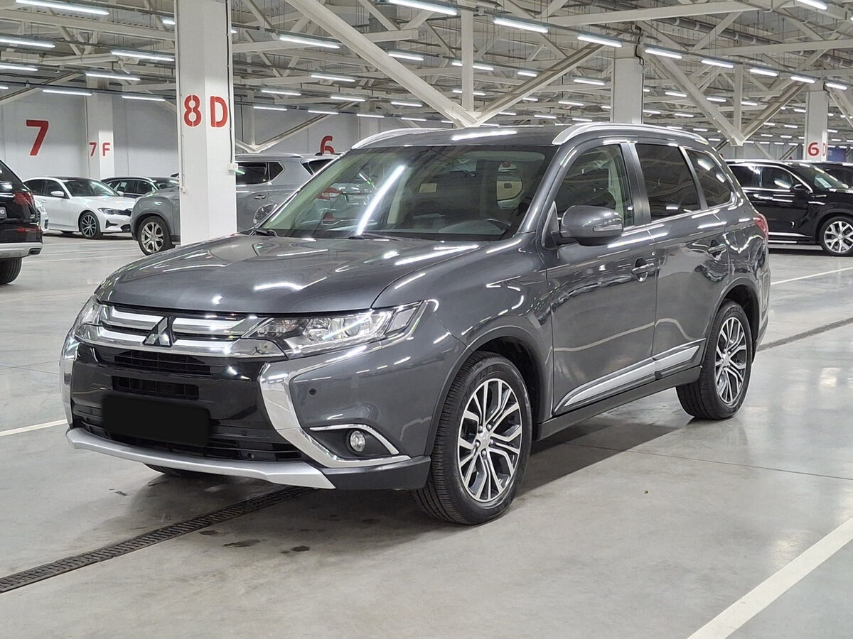 Купить Mitsubishi Outlander, 2016, 77 853 км.. Посмотреть фото