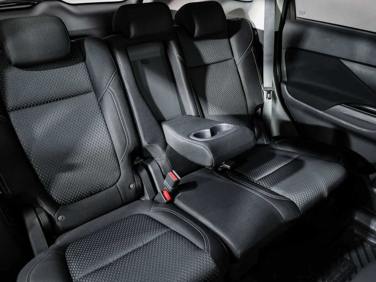 Купить Mitsubishi Outlander, 2020, 130 377 км.. Фото: #23