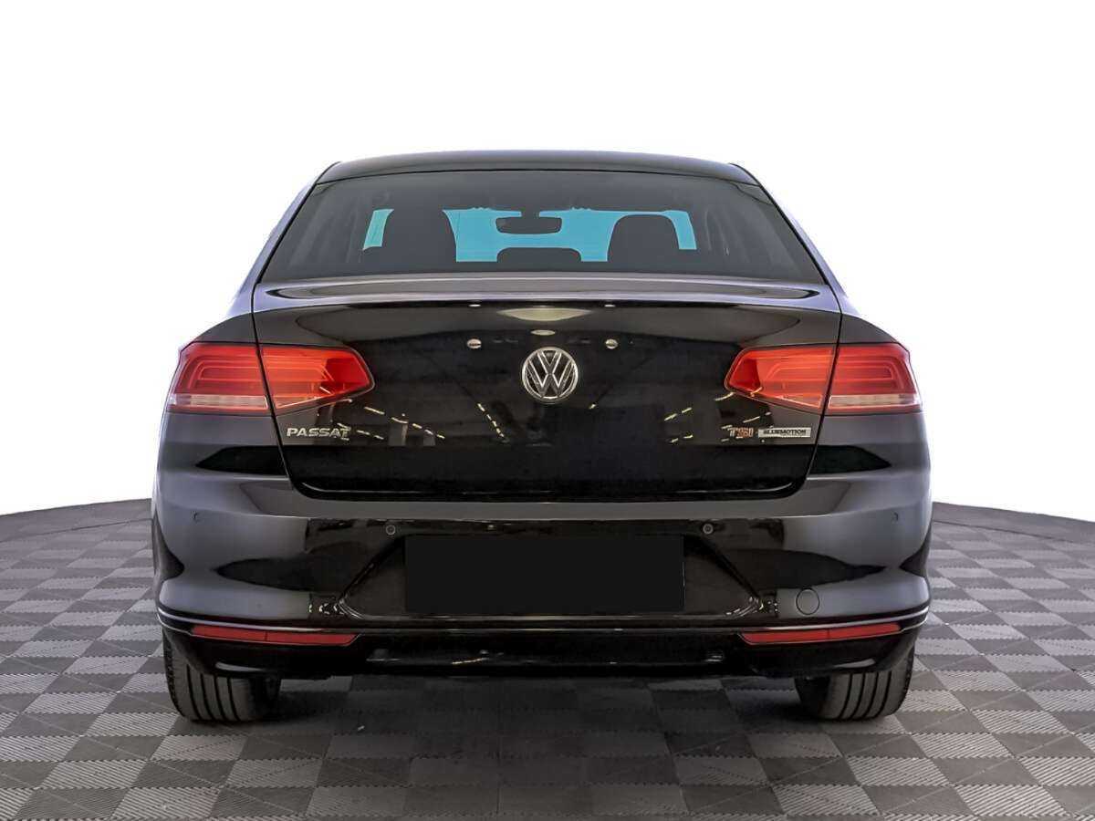 Купить Volkswagen Passat, 2016, 61 012 км.. Фото: #5