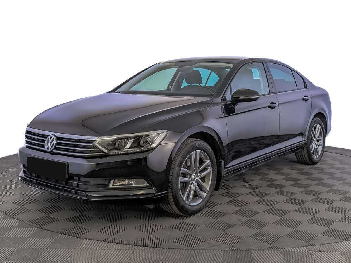Купить Volkswagen Passat, 2016, 61 012 км.. Посмотреть фото