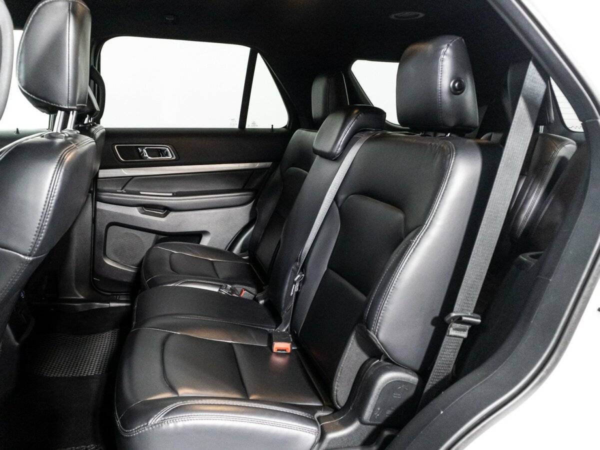 Купить Ford Explorer, 2019, 140 614 км.. Фото: #7