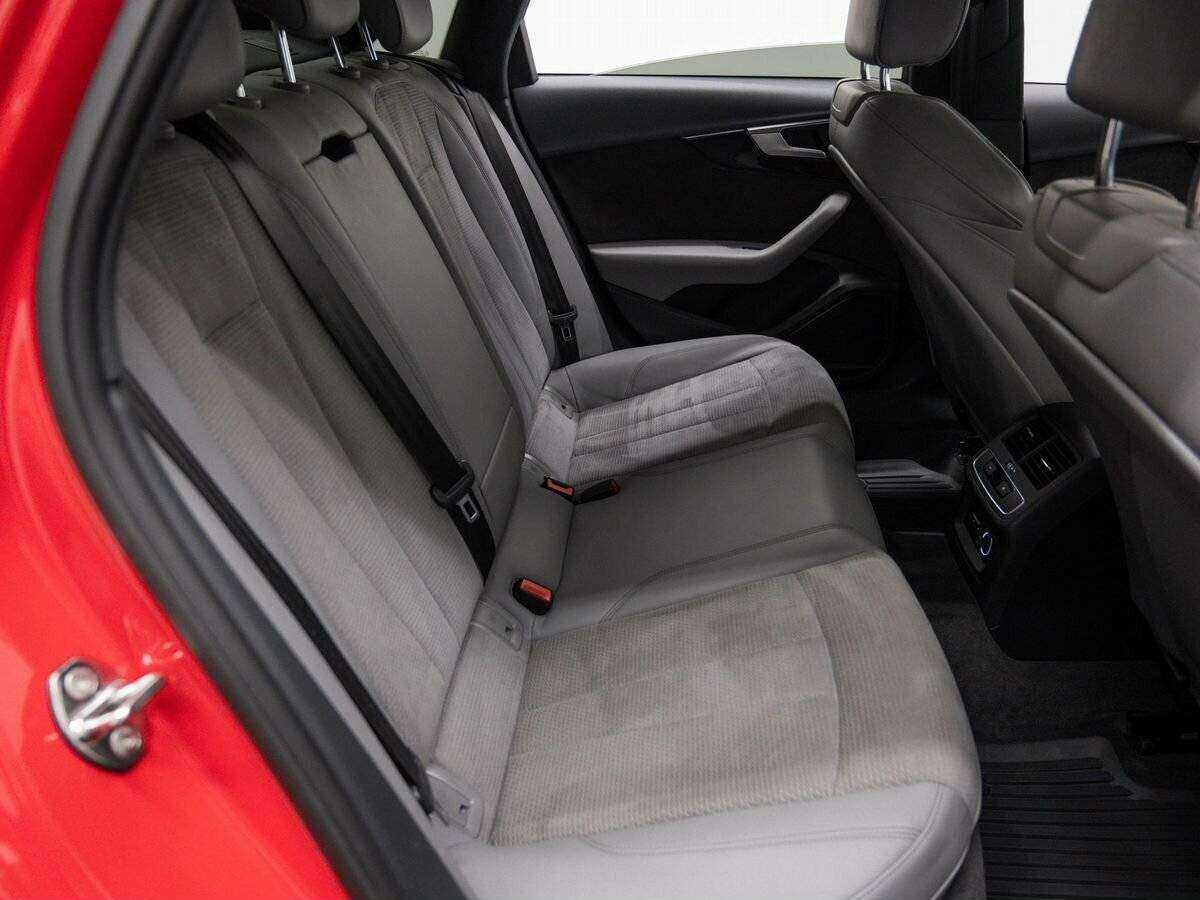 Купить Audi A4, 2019, 71 923 км.. Фото: #9