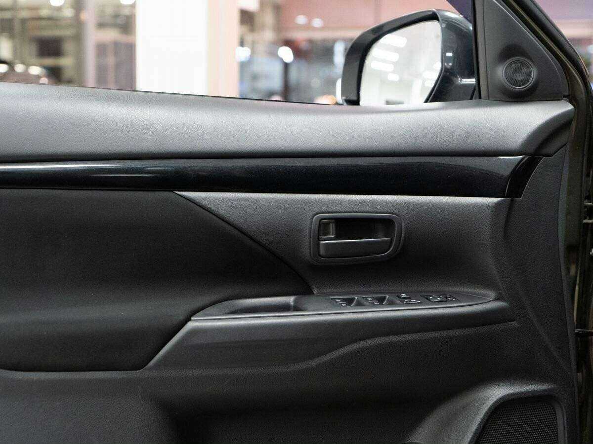 Купить Mitsubishi Outlander, 2018, 98 200 км.. Фото: #14