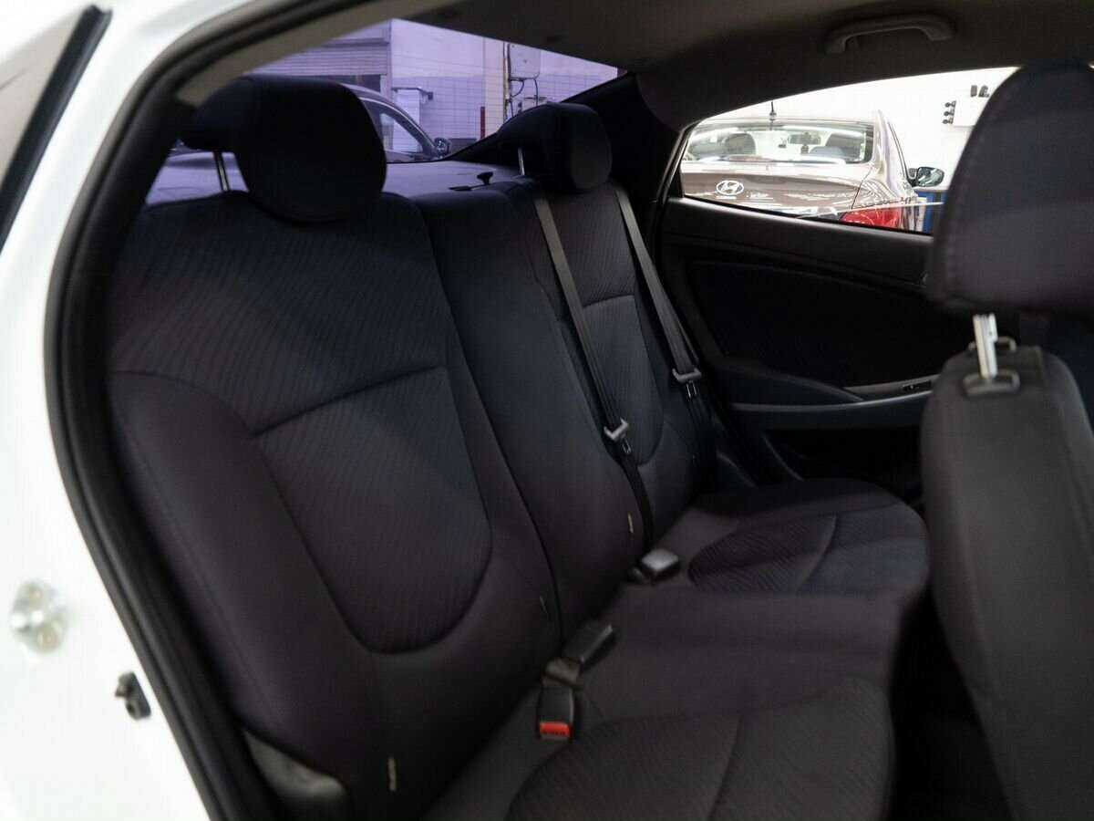 Купить Hyundai Solaris, 2015, 149 445 км.. Фото: #7