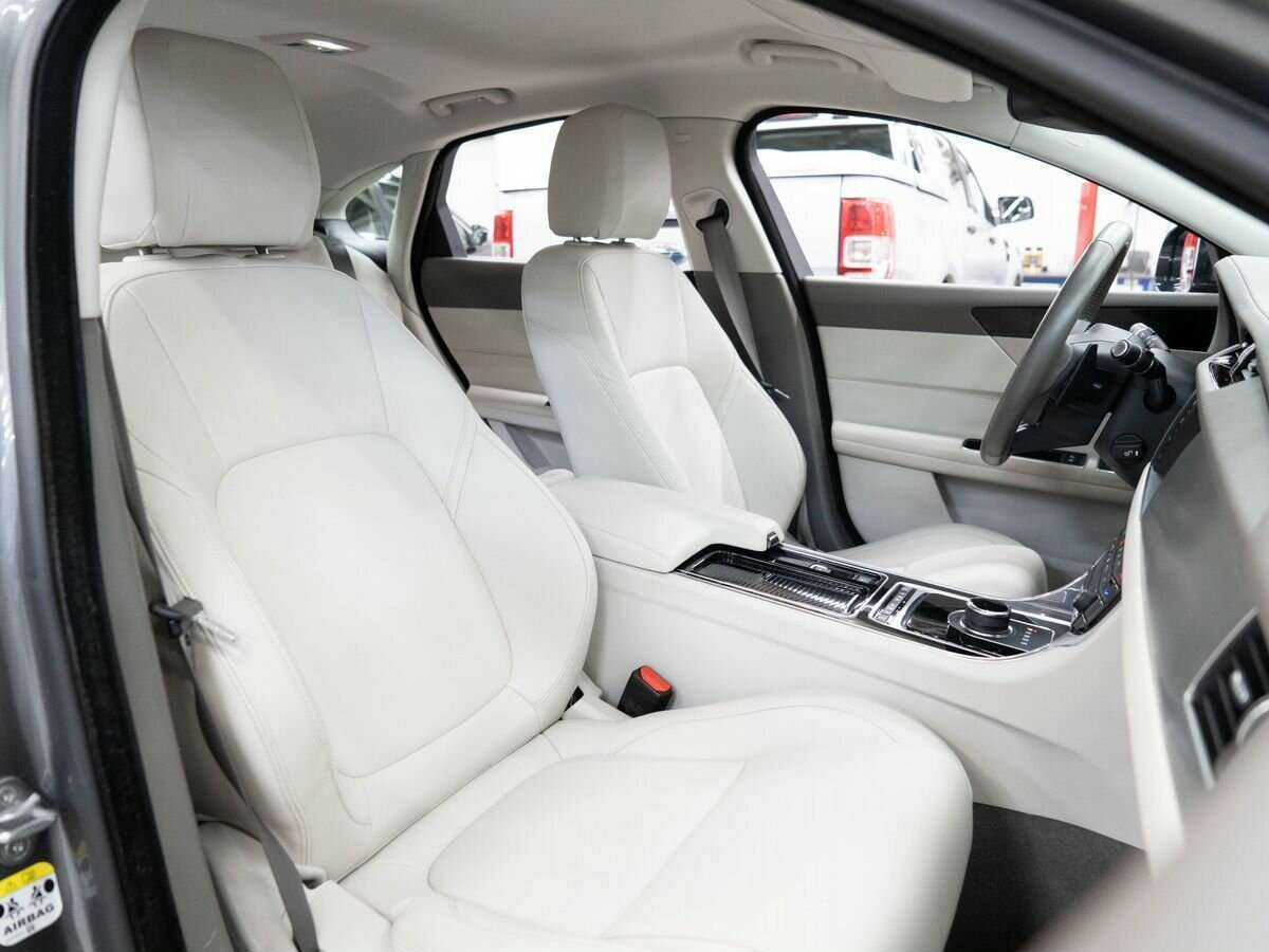 Купить Jaguar XF, 2017, 34 420 км.. Фото: #8