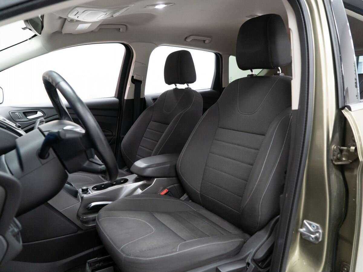 Купить Ford Kuga, 2014, 58 484 км.. Фото: #5