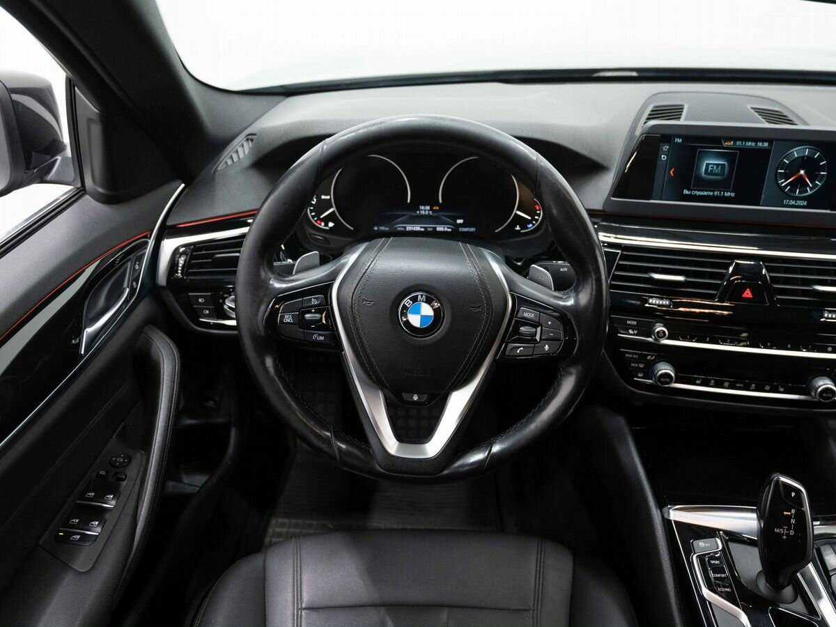 Купить BMW 5 серии, 2019, 231 000 км.. Фото: #13