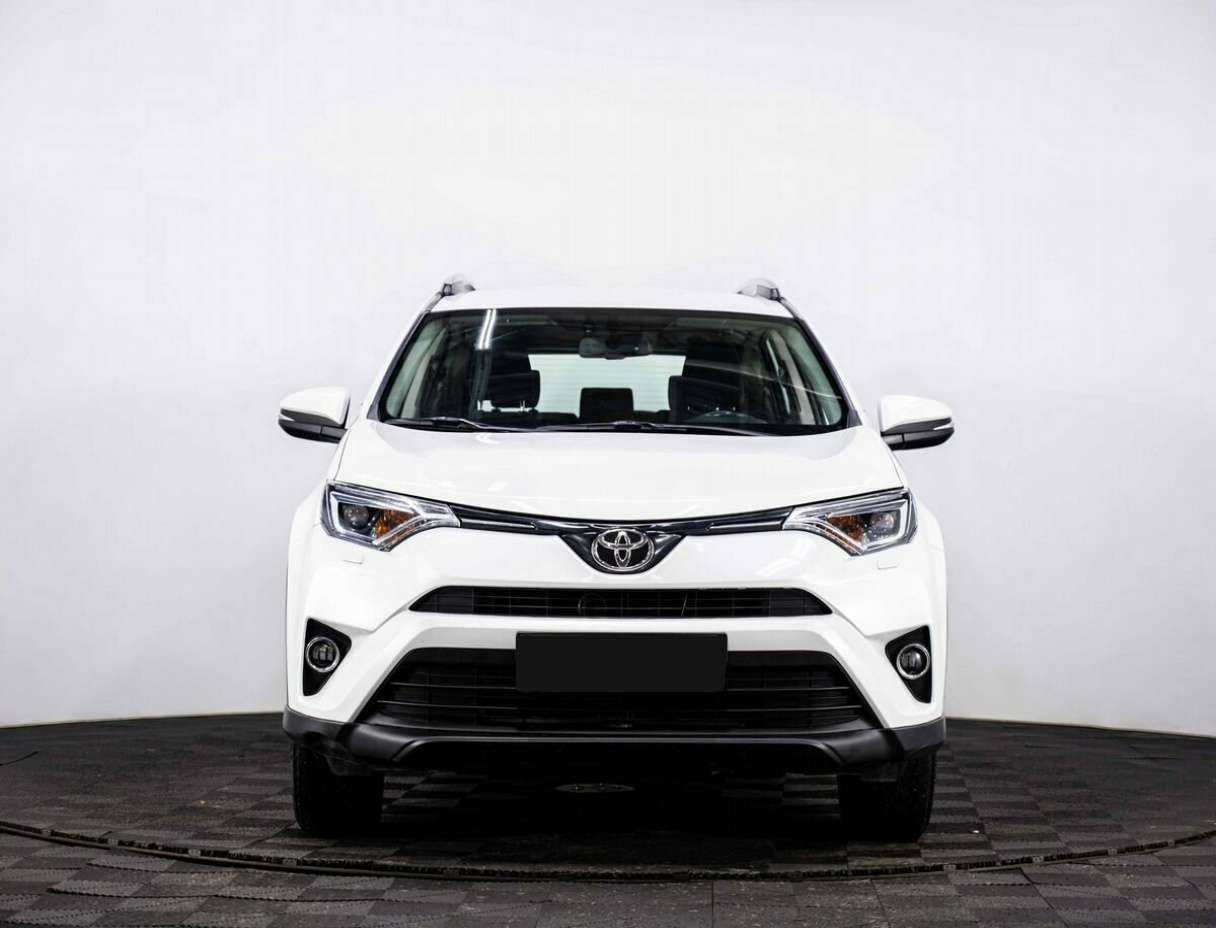 Купить Toyota RAV4, 2019, 95 000 км.. Фото: #1