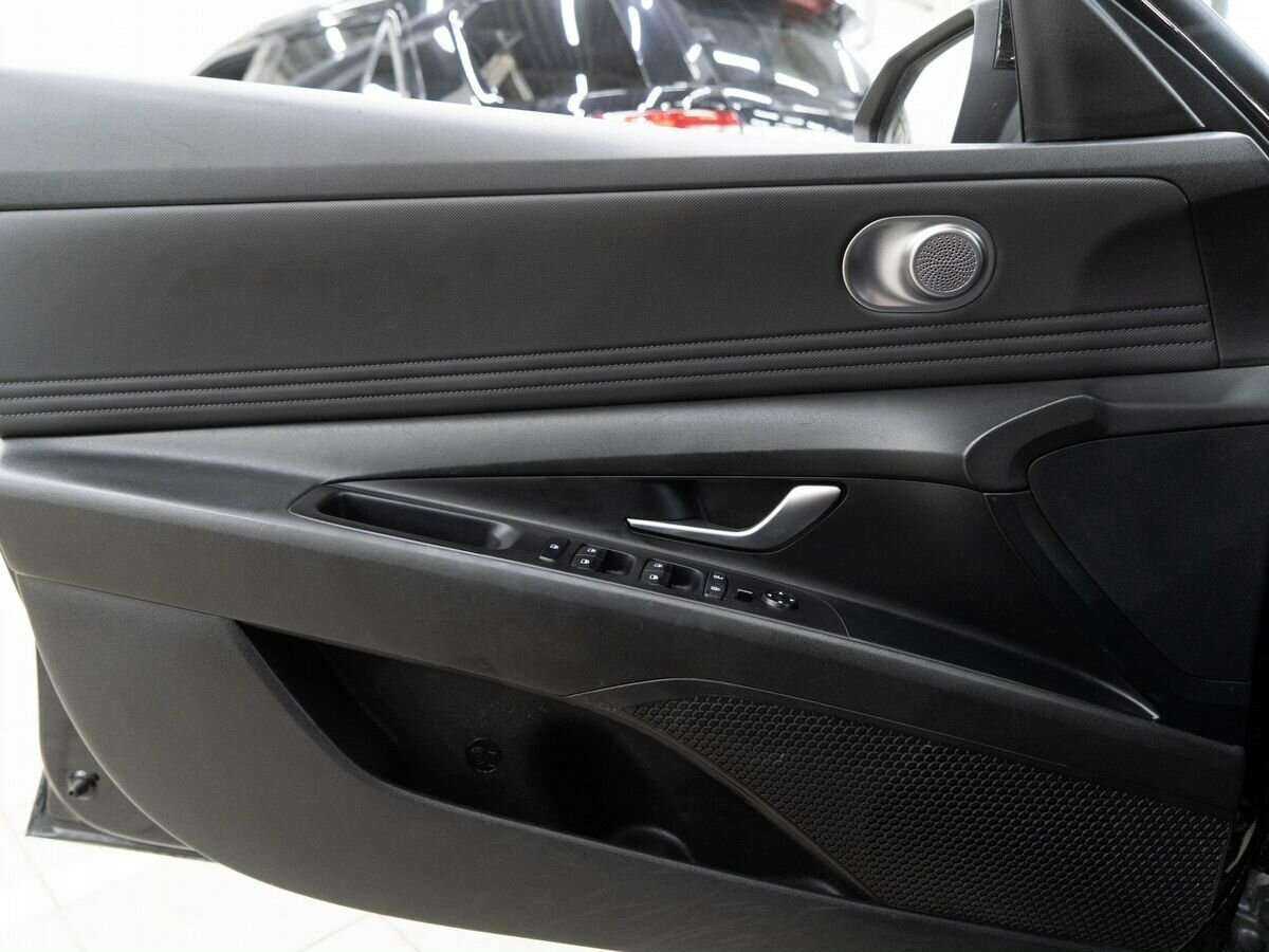 Купить Hyundai Elantra, 2021, 61 830 км.. Фото: #14