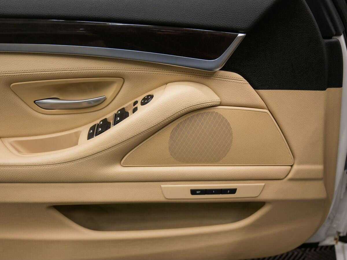 Купить BMW 5 серии, 2015, 78 182 км.. Фото: #13