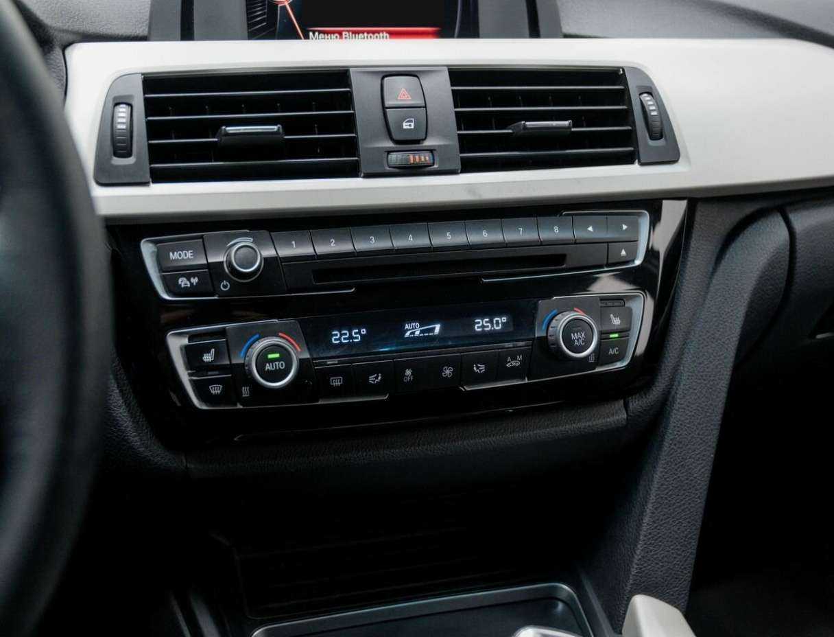 Купить BMW 3 серии, 2016, 168 000 км.. Фото: #18