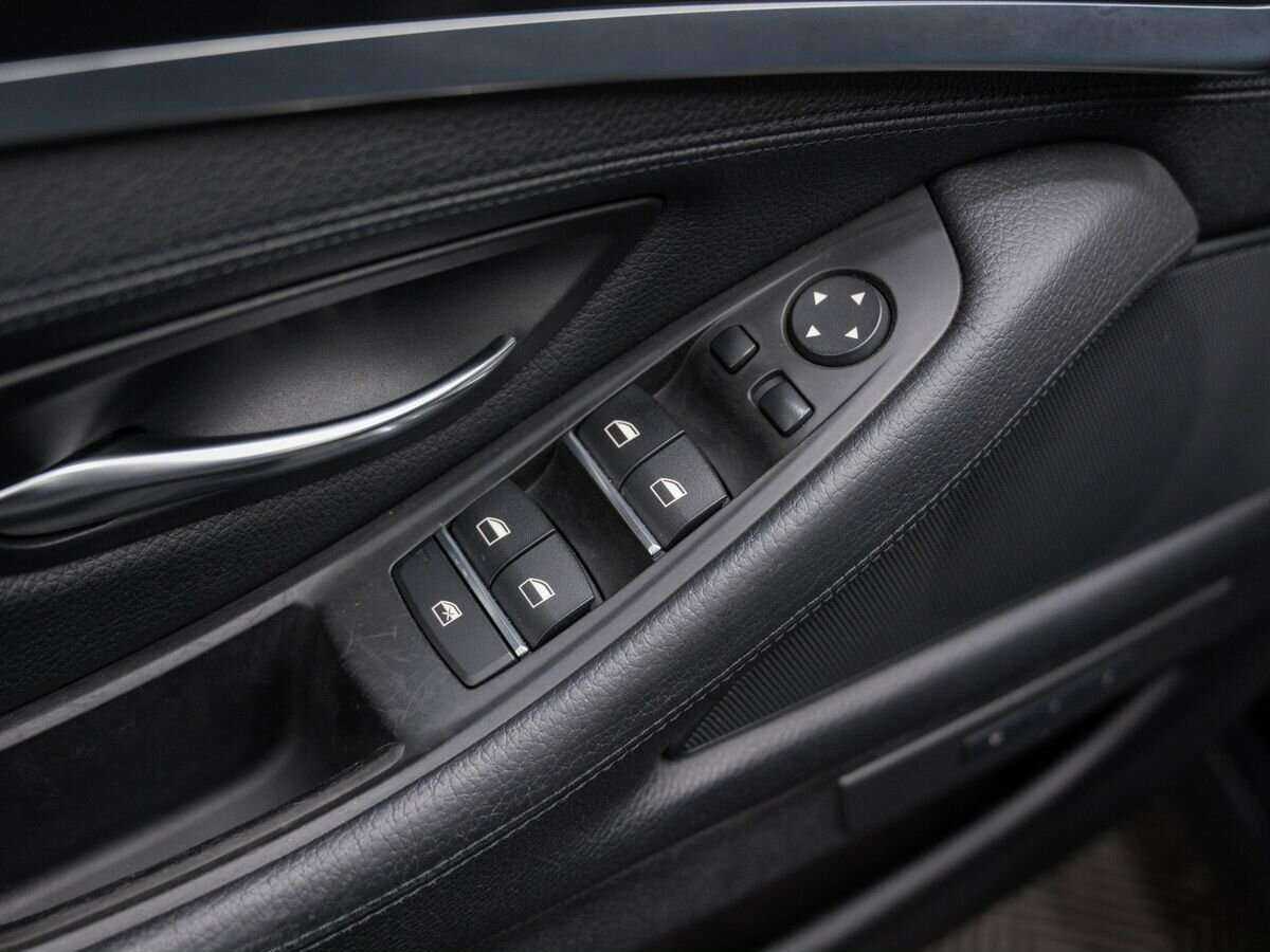 Купить BMW 5 серии, 2013, 191 920 км.. Фото: #10