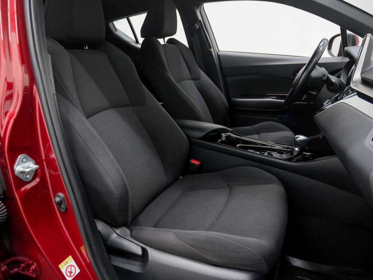 Купить Toyota C-HR, 2018, 91 000 км.. Фото: #5