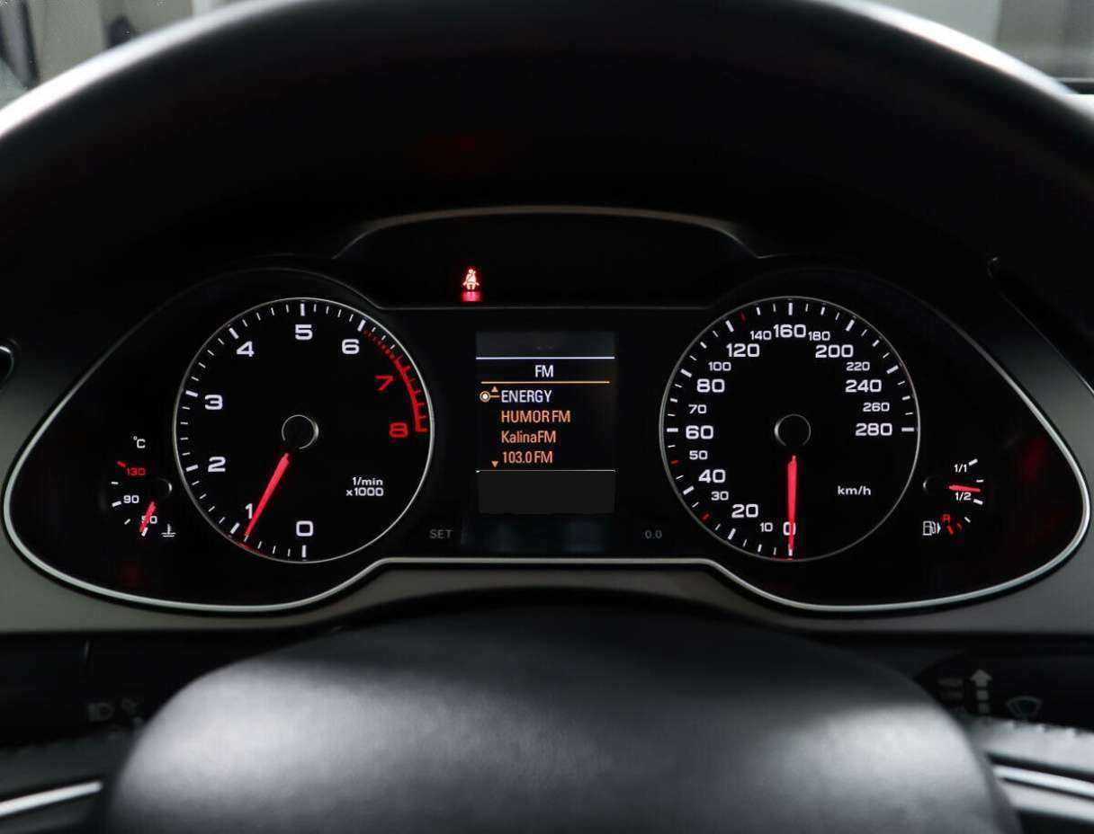 Купить Audi A4, 2014, 93 694 км.. Фото: #15