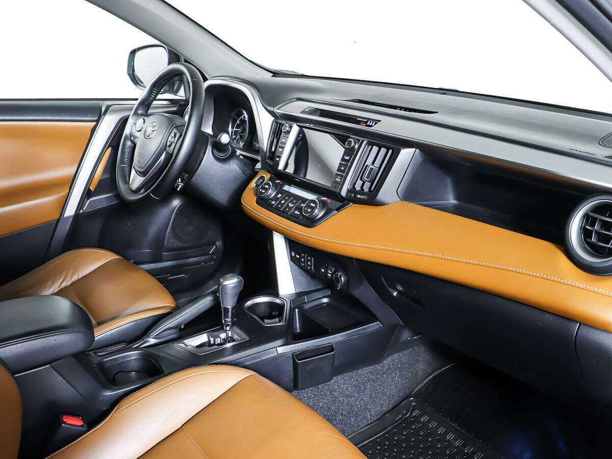 Купить Toyota RAV4, 2018, 99 985 км.. Фото: #8