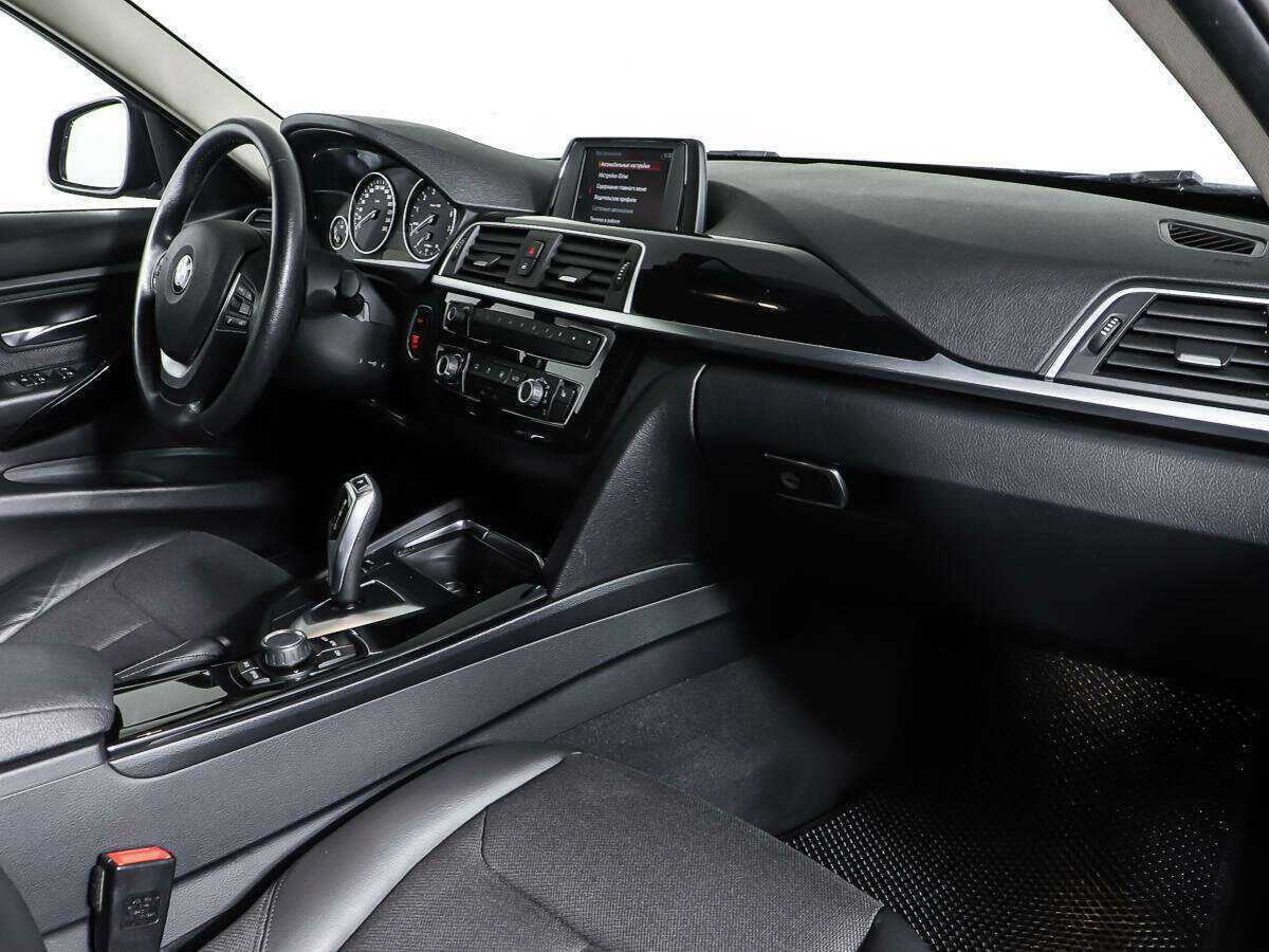 Купить BMW 3 серии, 2017, 113 893 км.. Фото: #8