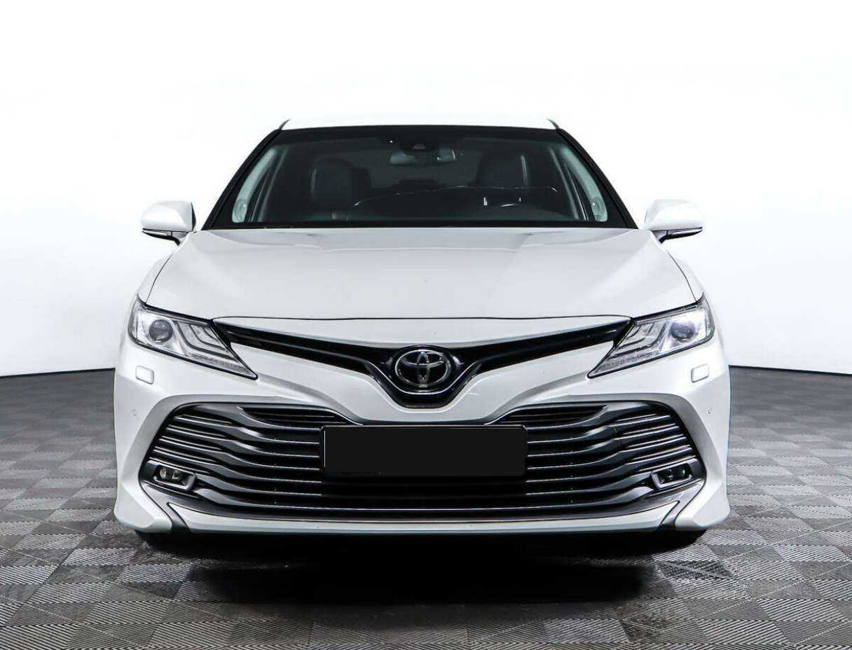 Купить Toyota Camry, 2019, 93 353 км.. Фото: #1