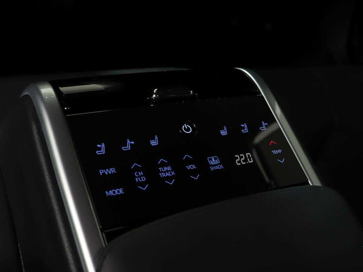 Купить Toyota Camry, 2020, 45 166 км.. Фото: #14