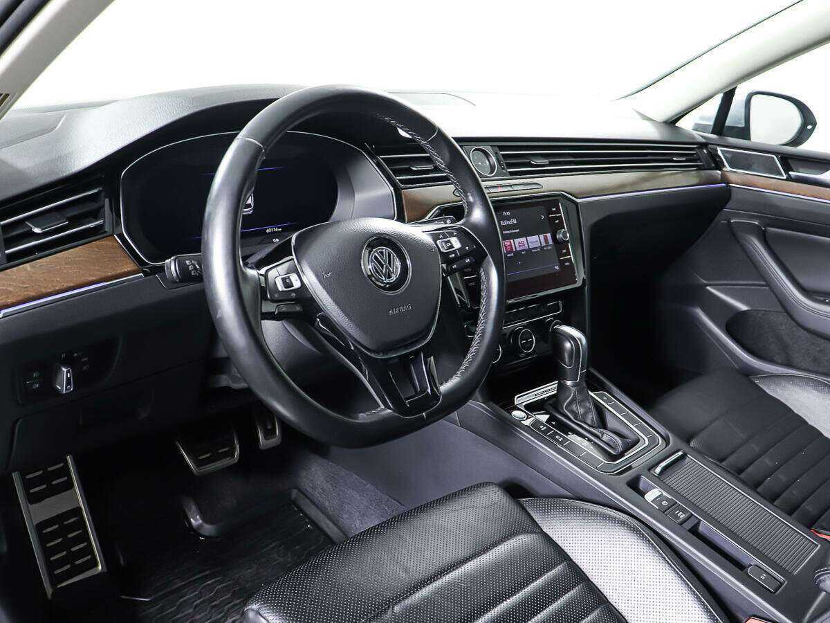 Купить Volkswagen Passat, 2018, 60 115 км.. Фото: #12