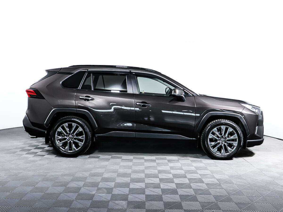 Купить Toyota RAV4, 2019, 40 690 км.. Фото: #3