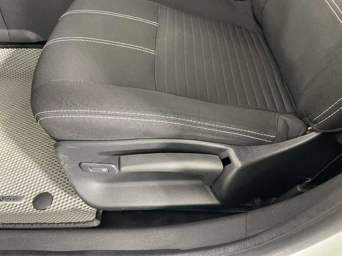 Купить Renault Fluence, 2015, 187 681 км.. Фото: #9