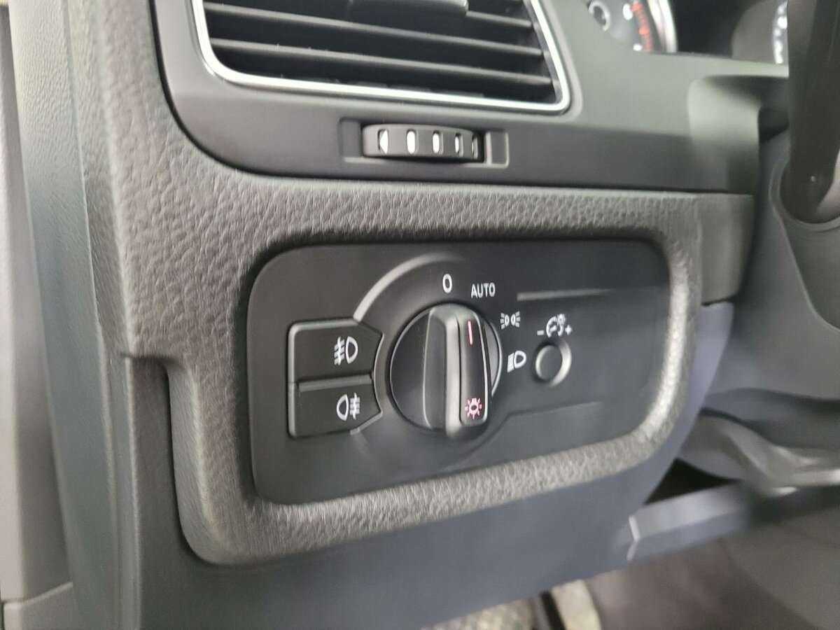 Купить Volkswagen Touareg, 2012, 281 555 км.. Фото: #8