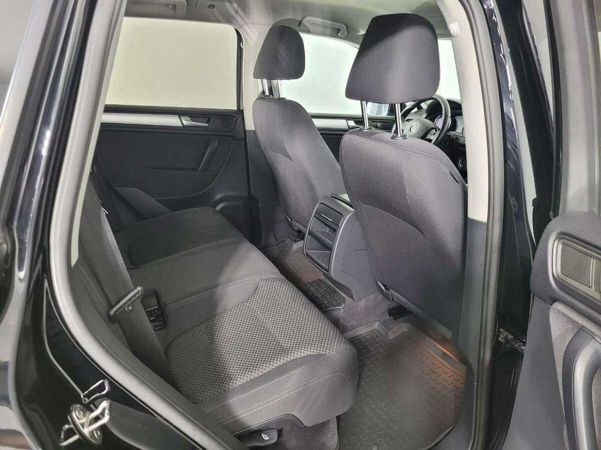 Купить Volkswagen Touareg, 2012, 281 555 км.. Фото: #15