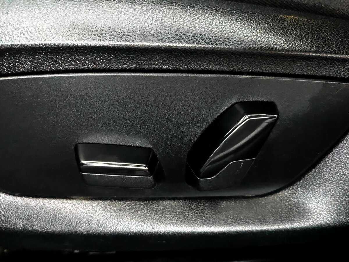 Купить BMW 5 серии, 2018, 239 016 км.. Фото: #16