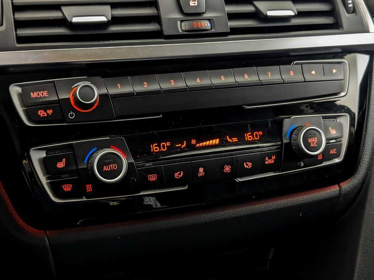 Купить BMW 3 серии, 2018, 126 815 км.. Фото: #20