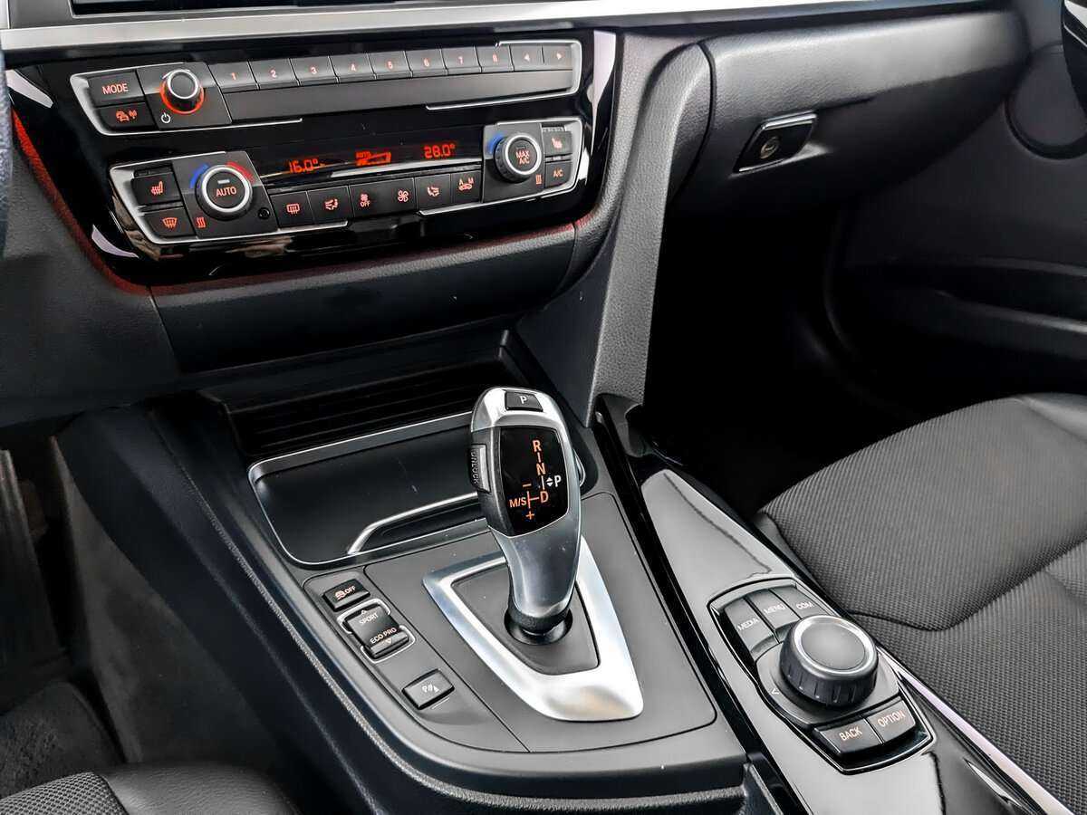 Купить BMW 3 серии, 2018, 89 082 км.. Фото: #24