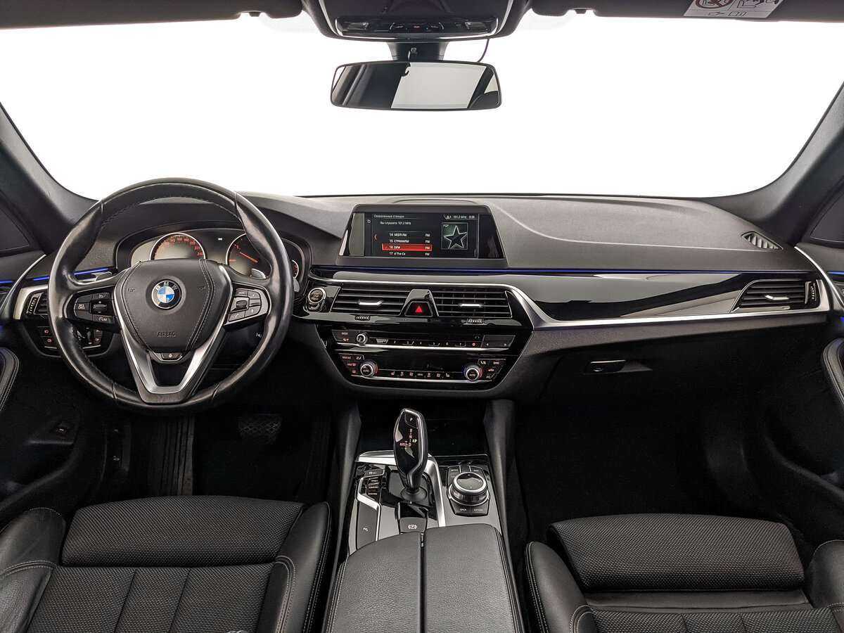 Купить BMW 5 серии, 2017, 141 423 км.. Фото: #9