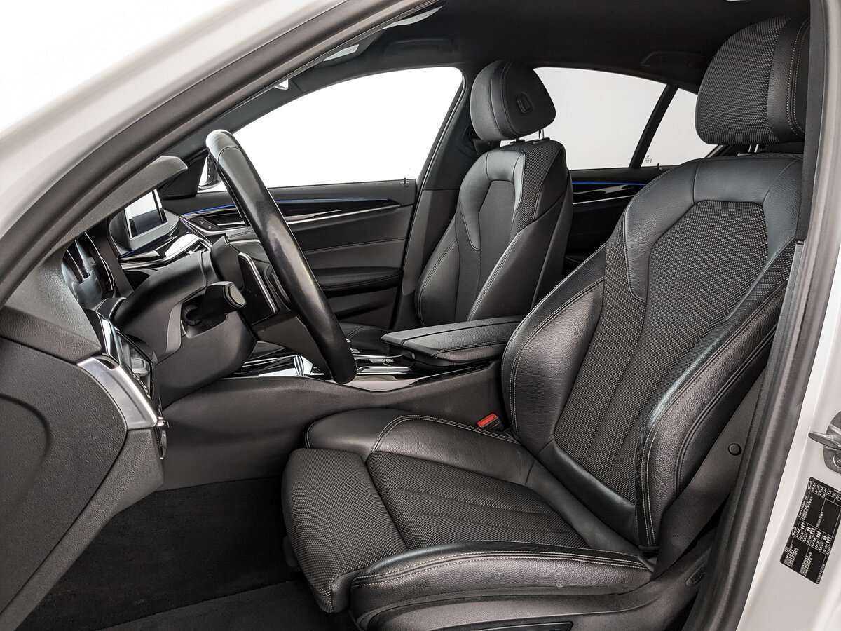 Купить BMW 5 серии, 2017, 141 423 км.. Фото: #15