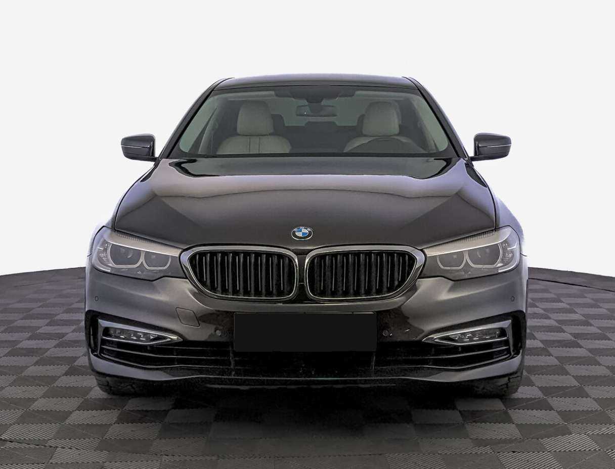 Купить BMW 5 серии, 2017, 114 874 км.. Фото: #1